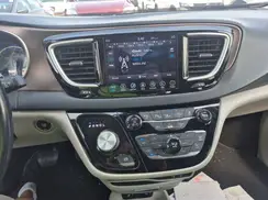 2C4RC1BG8KR592772 2019 CHRYSLER PACIFICA