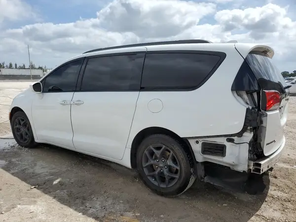 2C4RC1BG8KR593923 2019 CHRYSLER PACIFICA - Image 2