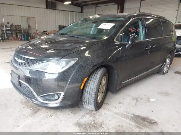 2C4RC1BG8KR609103 2019 CHRYSLER PACIFICA - Image 2