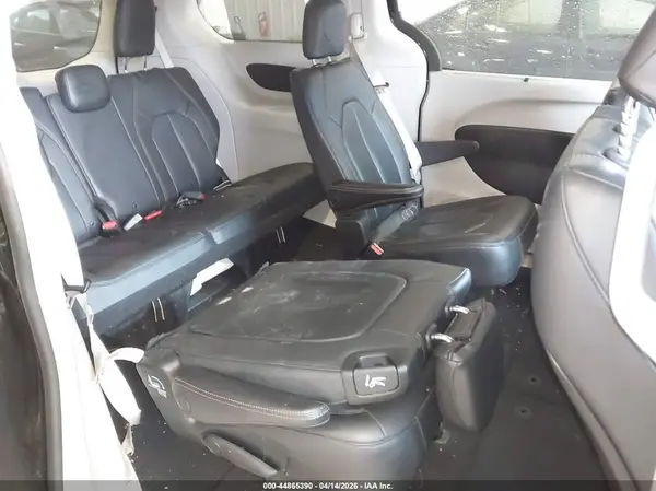2C4RC1BG8KR609103 2019 CHRYSLER PACIFICA - Image 8