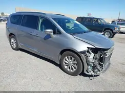 2C4RC1BG8KR626676 2019 CHRYSLER PACIFICA
