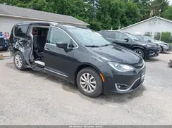 2C4RC1BG8KR650511 2019 CHRYSLER PACIFICA
