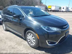 2C4RC1BG8KR651366 2019 CHRYSLER PACIFICA