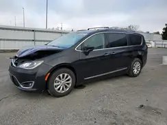2C4RC1BG8KR651738 2019 CHRYSLER PACIFICA