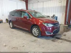 2C4RC1BG8KR666210 2019 CHRYSLER PACIFICA