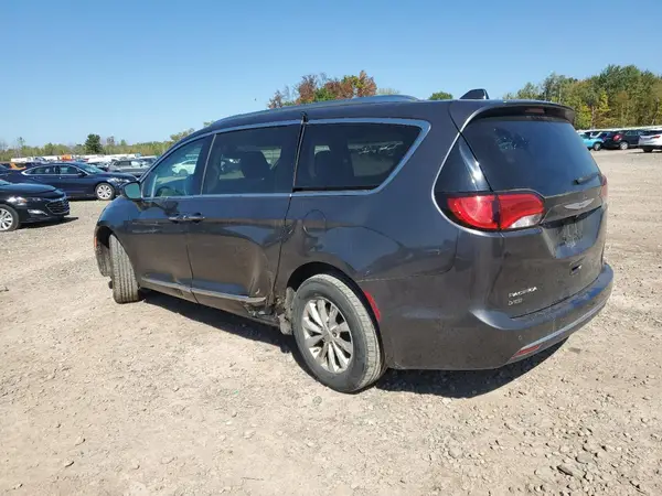 2C4RC1BG8KR667194 2019 CHRYSLER PACIFICA - Image 2