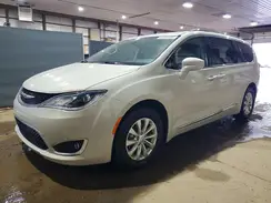 2C4RC1BG8KR673562 2019 CHRYSLER PACIFICA