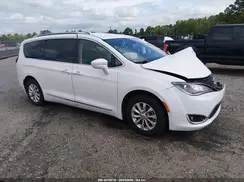 2C4RC1BG8KR704731 2019 CHRYSLER PACIFICA