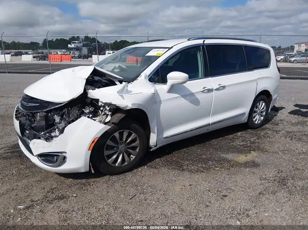 2C4RC1BG8KR704731 2019 CHRYSLER PACIFICA - Image 2