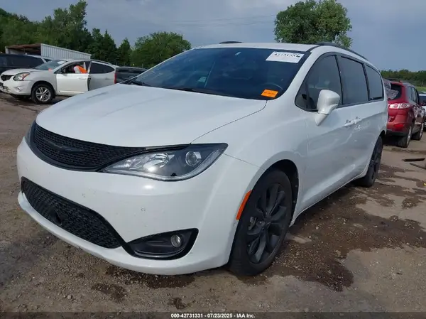 2C4RC1BG8LR108231 2020 CHRYSLER PACIFICA - Image 2