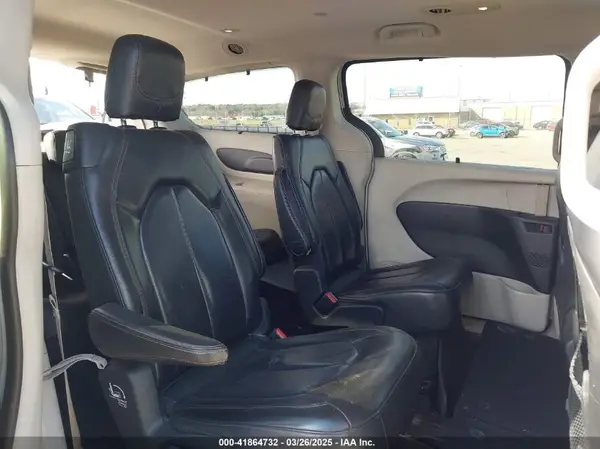 2C4RC1BG8LR125840 2020 CHRYSLER PACIFICA - Image 8