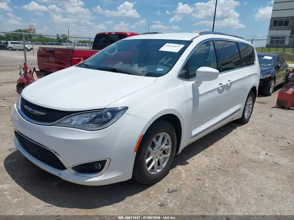 2C4RC1BG8LR134750 2020 CHRYSLER PACIFICA - Image 2