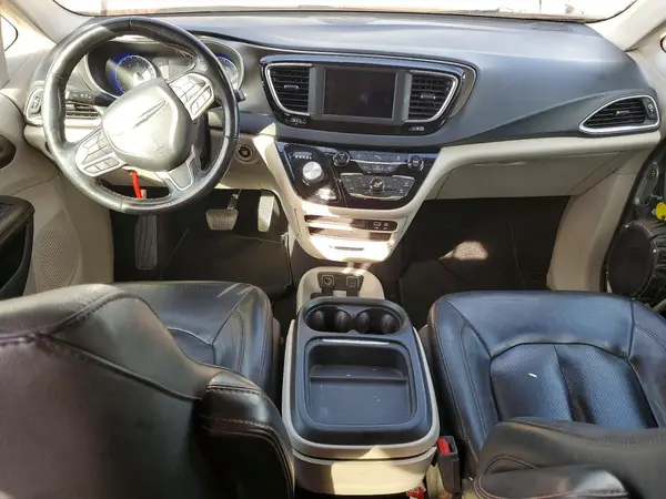 2C4RC1BG8LR139236 2020 CHRYSLER PACIFICA - Image 8