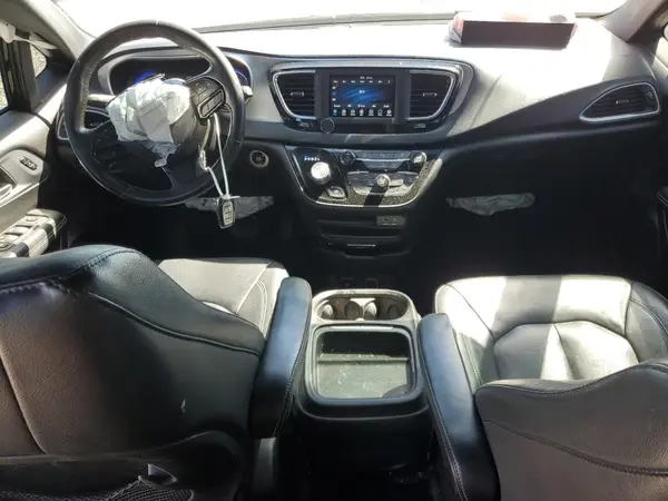 2C4RC1BG8LR223525 2020 CHRYSLER PACIFICA - Image 8
