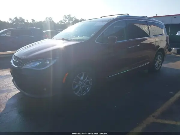 2C4RC1BG8LR275947 2020 CHRYSLER PACIFICA - Image 2