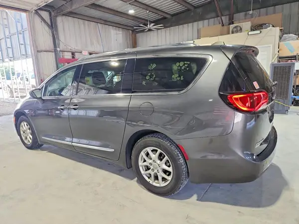 2C4RC1BG8LR279626 2020 CHRYSLER PACIFICA - Image 2