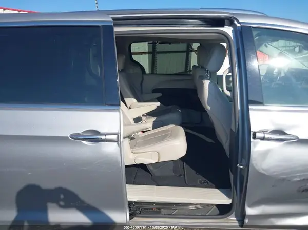 2C4RC1BG8MR528041 2021 CHRYSLER PACIFICA - Image 8
