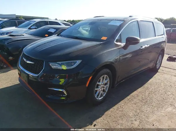 2C4RC1BG8MR589146 2021 CHRYSLER PACIFICA - Image 2