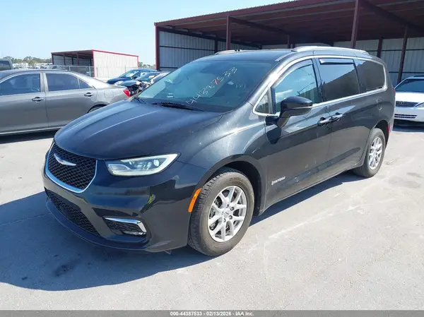 2C4RC1BG8MR592256 2021 CHRYSLER PACIFICA - Image 2
