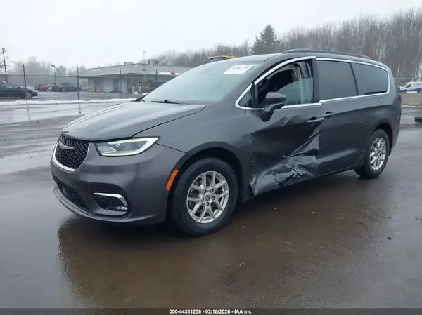2C4RC1BG8NR111245 2022 CHRYSLER PACIFICA - Image 2