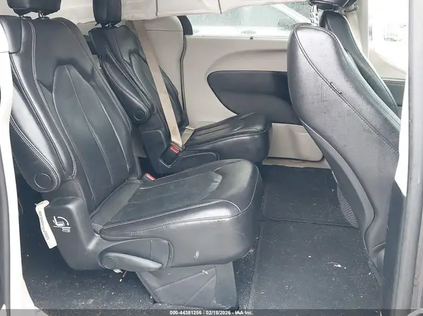 2C4RC1BG8NR111245 2022 CHRYSLER PACIFICA - Image 8