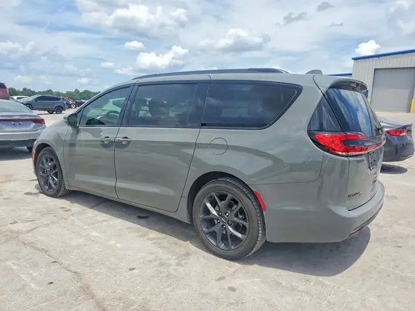 2C4RC1BG8NR112623 2022 CHRYSLER PACIFICA - Image 2