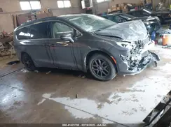 2C4RC1BG8NR122309 2022 CHRYSLER PACIFICA