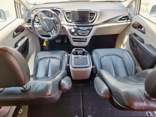2C4RC1BG8NR125999 2022 CHRYSLER PACIFICA - Image 8
