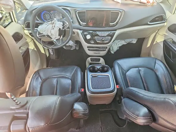 2C4RC1BG8NR141023 2022 CHRYSLER PACIFICA - Image 8