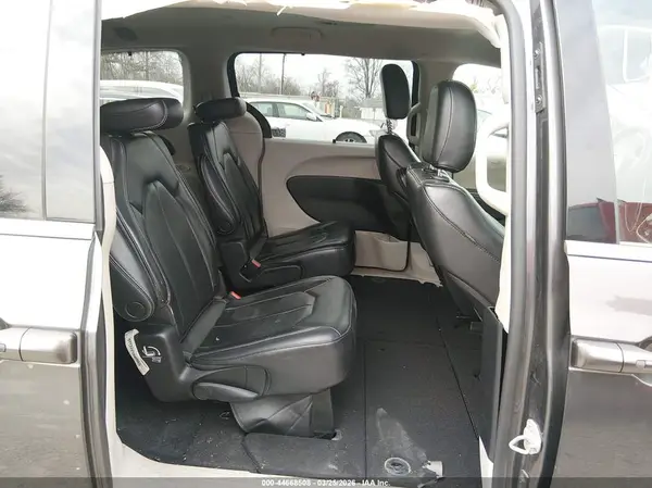 2C4RC1BG8NR141992 2022 CHRYSLER PACIFICA - Image 8