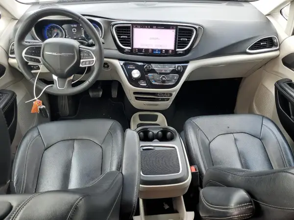 2C4RC1BG8NR142236 2022 CHRYSLER PACIFICA - Image 8