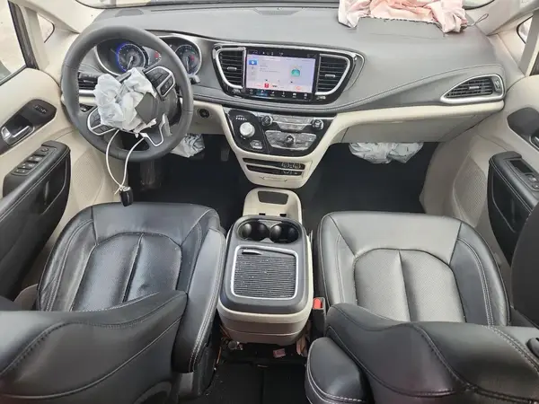 2C4RC1BG8NR145802 2022 CHRYSLER PACIFICA - Image 8