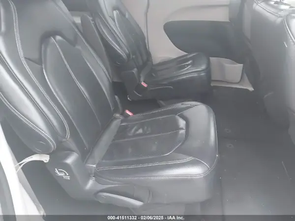 2C4RC1BG8NR151793 2022 CHRYSLER PACIFICA - Image 8