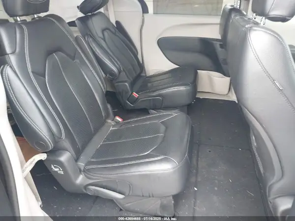 2C4RC1BG8NR185930 2022 CHRYSLER PACIFICA - Image 8