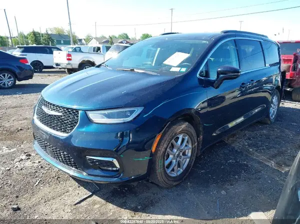 2C4RC1BG8NR186558 2022 CHRYSLER PACIFICA - Image 2