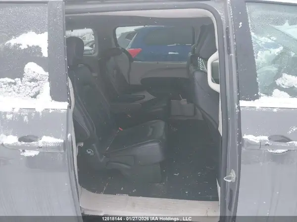 2C4RC1BG8NR202502 2022 CHRYSLER PACIFICA - Image 8