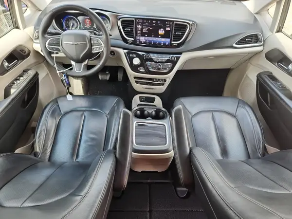 2C4RC1BG8NR213046 2022 CHRYSLER PACIFICA - Image 8