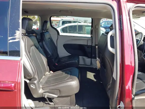 2C4RC1BG8NR217775 2022 CHRYSLER PACIFICA - Image 8