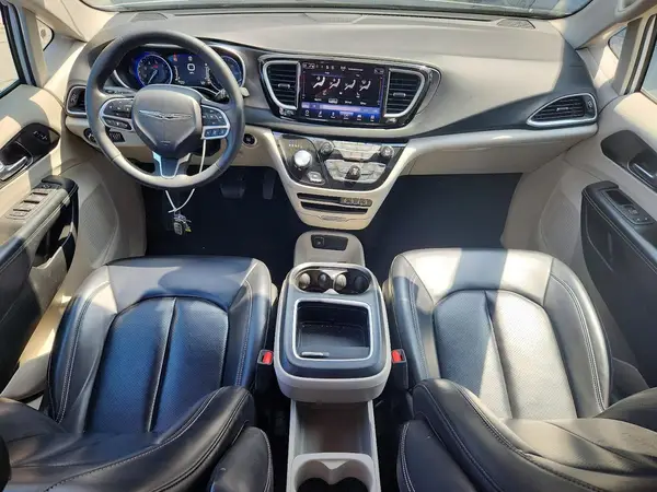 2C4RC1BG8PR510868 2023 CHRYSLER PACIFICA - Image 8
