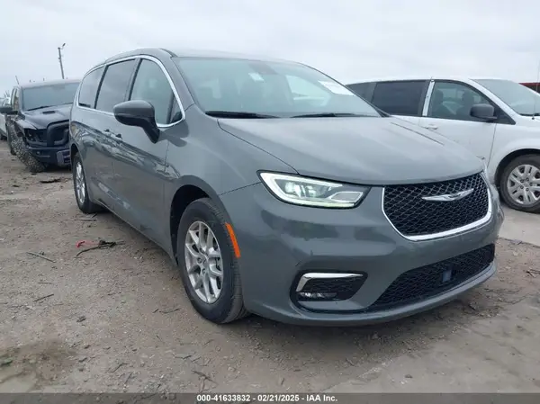2C4RC1BG8PR520431 2023 CHRYSLER PACIFICA - Image 1