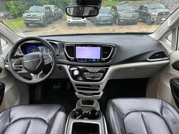 2C4RC1BG8PR529226 2023 CHRYSLER PACIFICA - Image 8