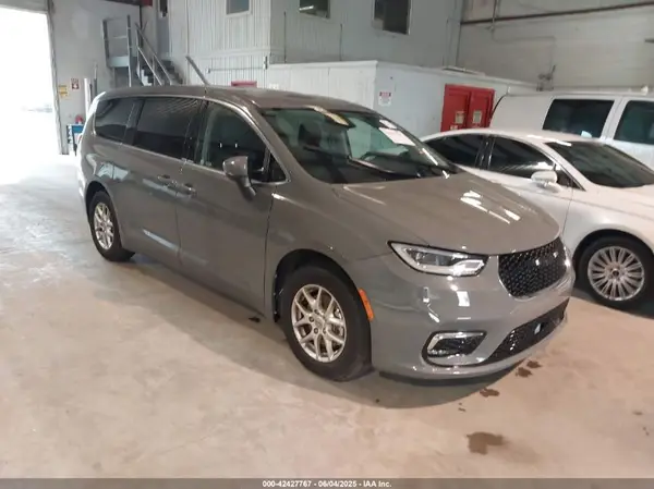 2C4RC1BG8PR581505 2023 CHRYSLER PACIFICA - Image 1