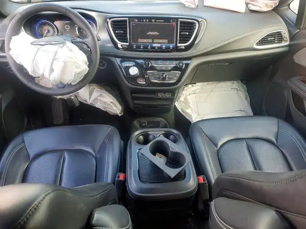 2C4RC1BG8PR598451 2023 CHRYSLER PACIFICA - Image 8
