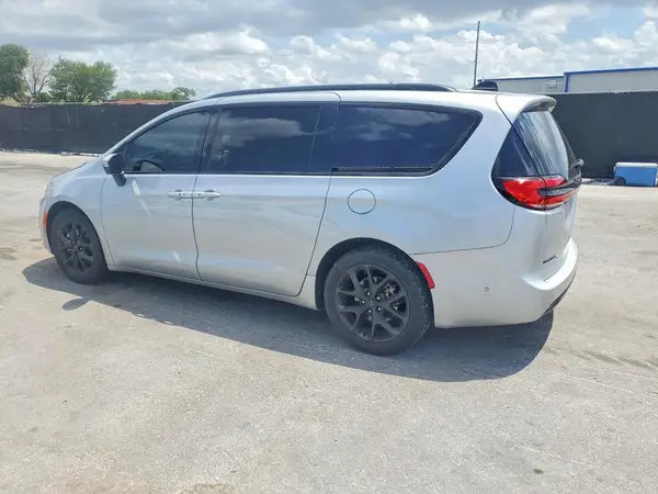 2C4RC1BG8PR603762 2023 CHRYSLER PACIFICA - Image 2