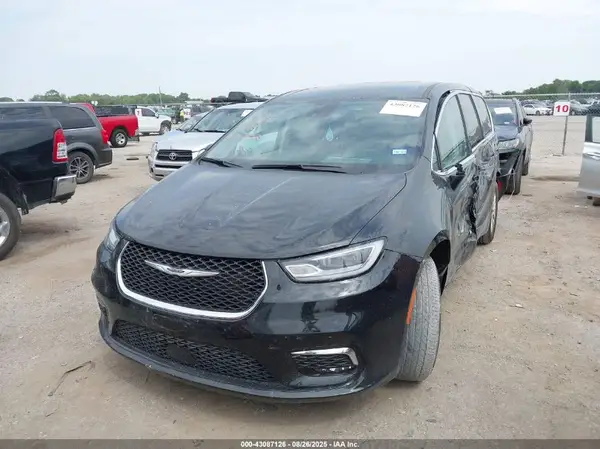 2C4RC1BG8PR606502 2023 CHRYSLER PACIFICA - Image 2