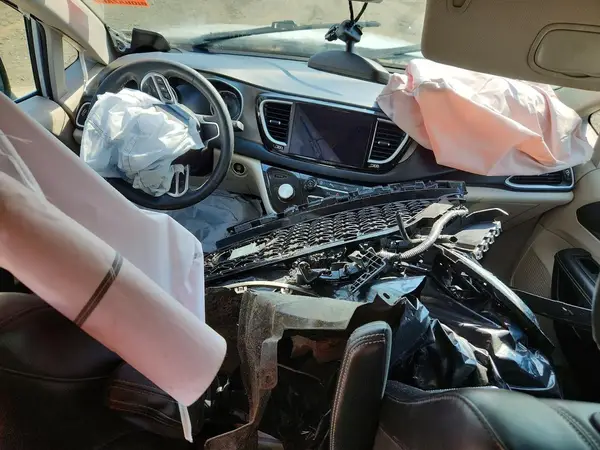 2C4RC1BG8PR607598 2023 CHRYSLER PACIFICA - Image 8