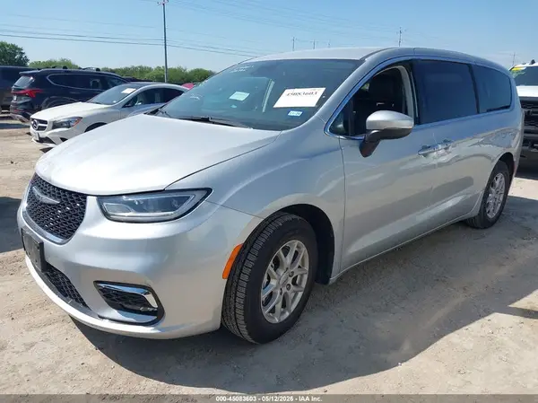 2C4RC1BG8PR624806 2023 CHRYSLER PACIFICA - Image 2