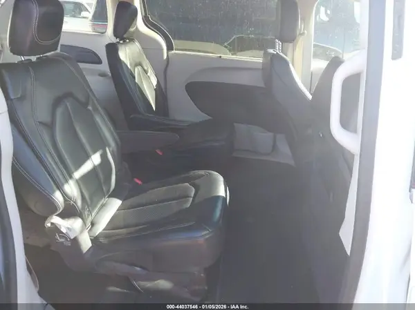 2C4RC1BG8RR107069 2024 CHRYSLER PACIFICA - Image 8
