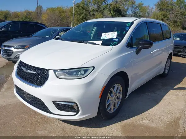 2C4RC1BG8RR116502 2024 CHRYSLER PACIFICA - Image 2