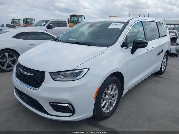 2C4RC1BG8RR123188 2024 CHRYSLER PACIFICA - Image 2